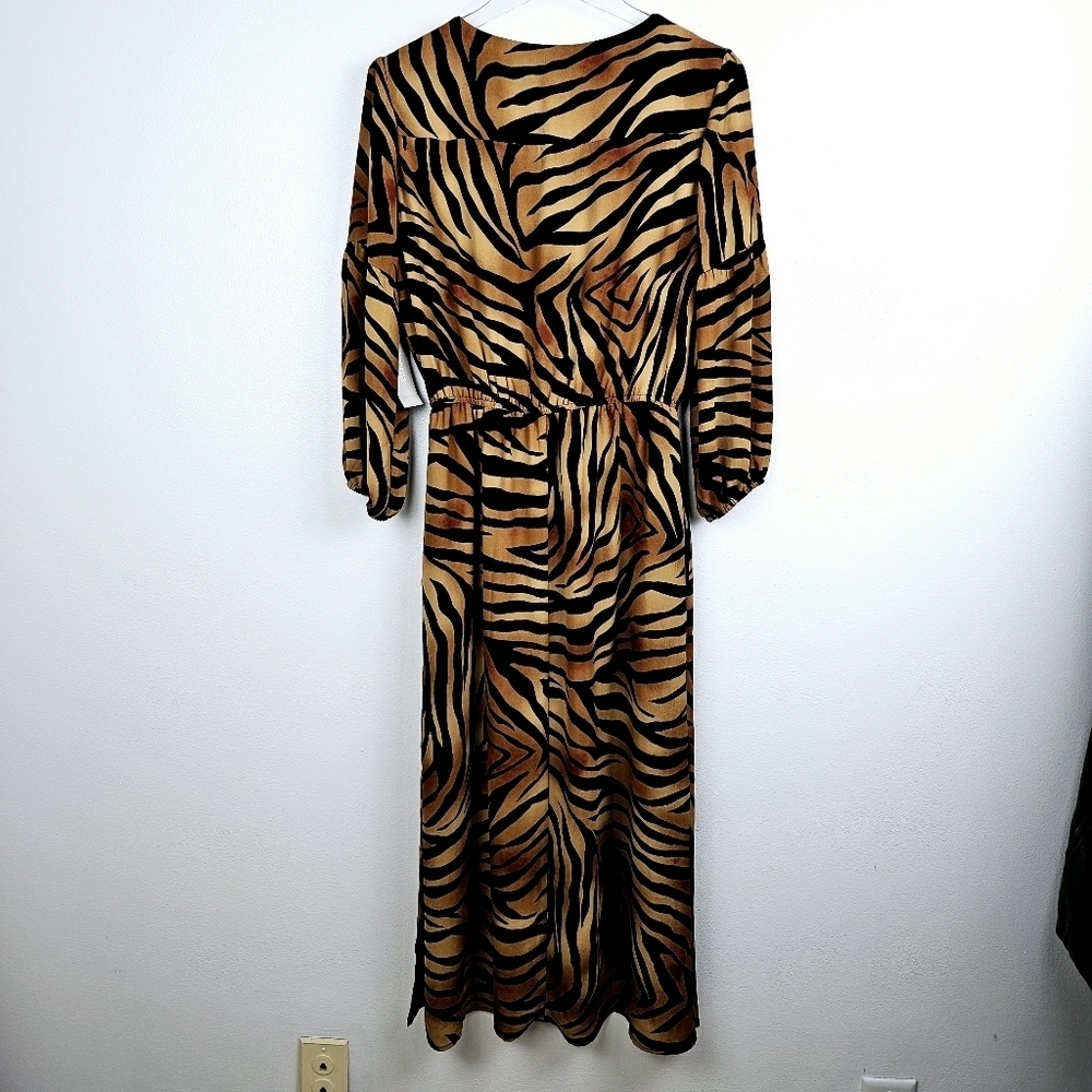 Chico's Tiger Print Maxi Dress NWT - Picture 4 of 16